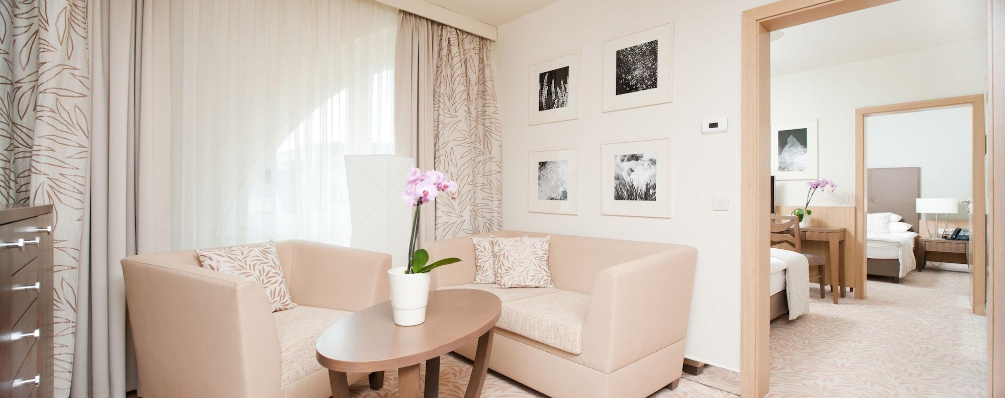 Hotel Grand Sava Superior 4*