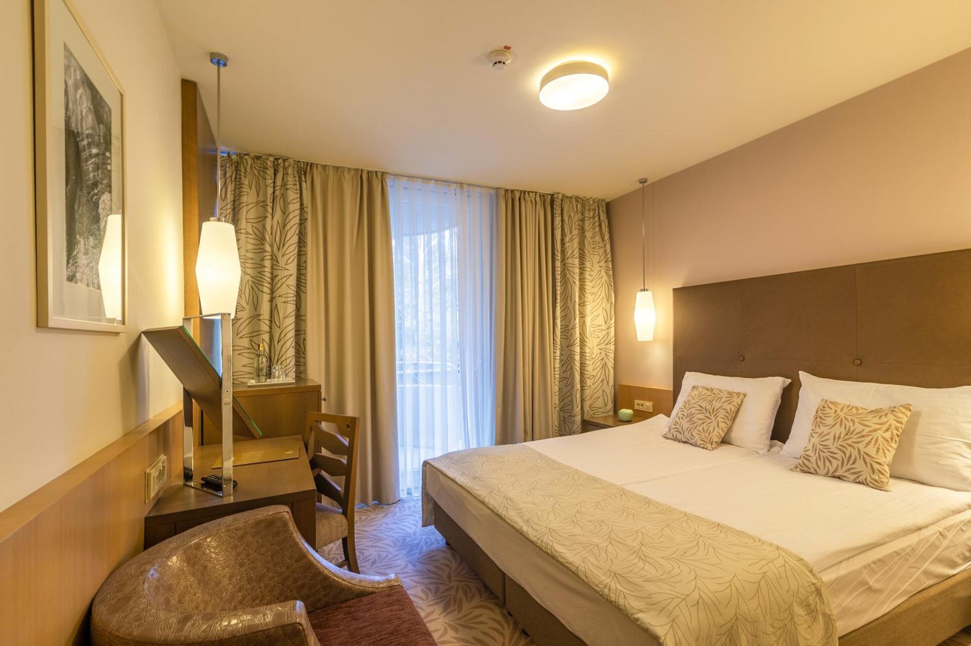 Grand Sava Superior Hotel 4*